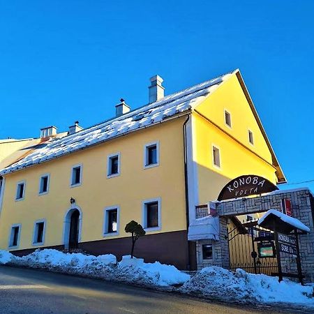 Sobe "Ela" Panzió Fužine Kültér fotó